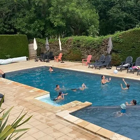 Camping Accueillant A La Gazonne - 5 Pers. - Api-1-52-3005 Sauveterre-de-Rouergue