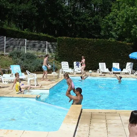 Accueillant A La Gazonne - 5 Pers. - Api-1-52-3005 Camping Sauveterre-de-Rouergue